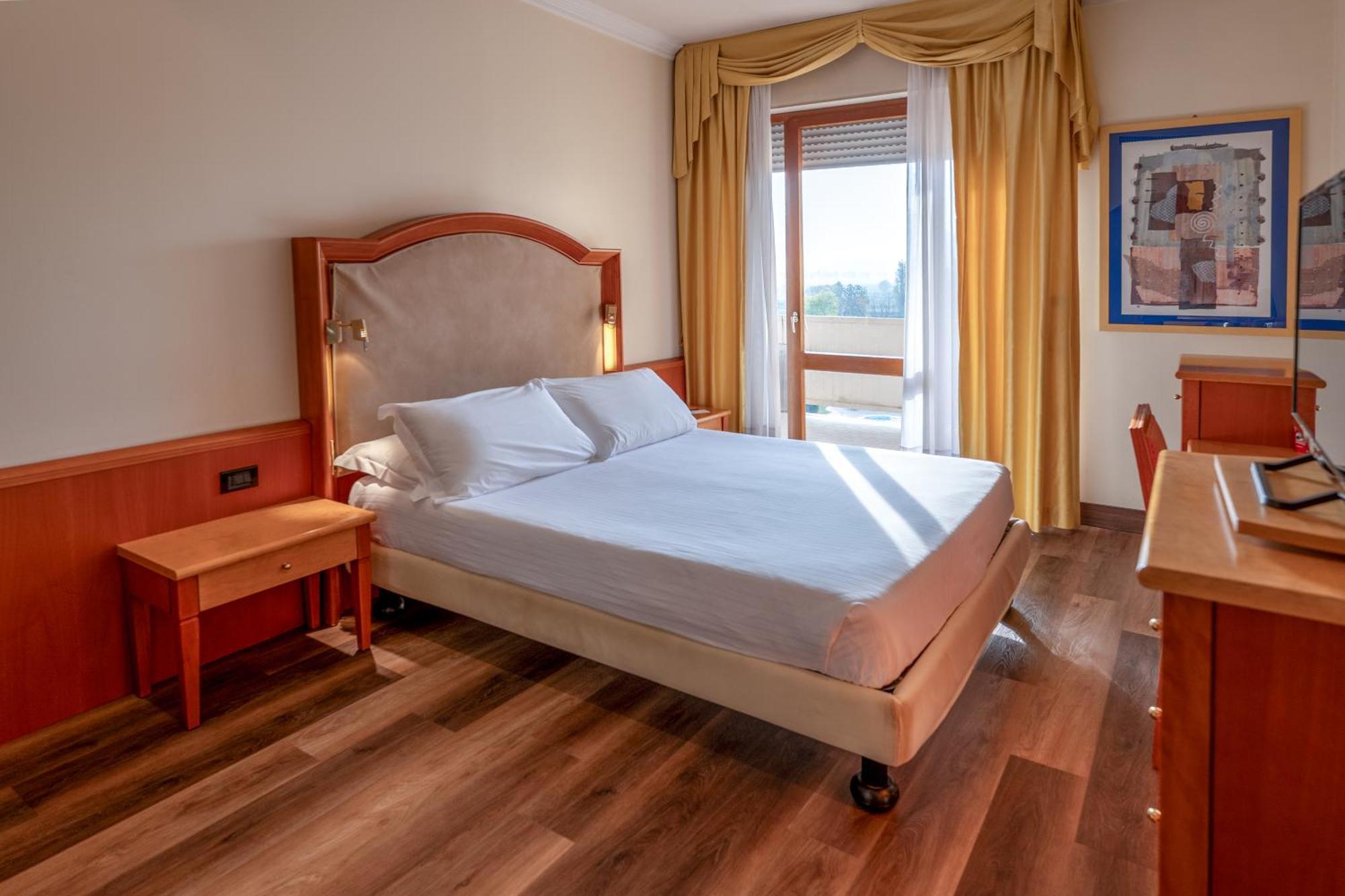 Galzignano Resort Terme & Golf - Hotel Sporting Galzignano Terme Exterior photo
